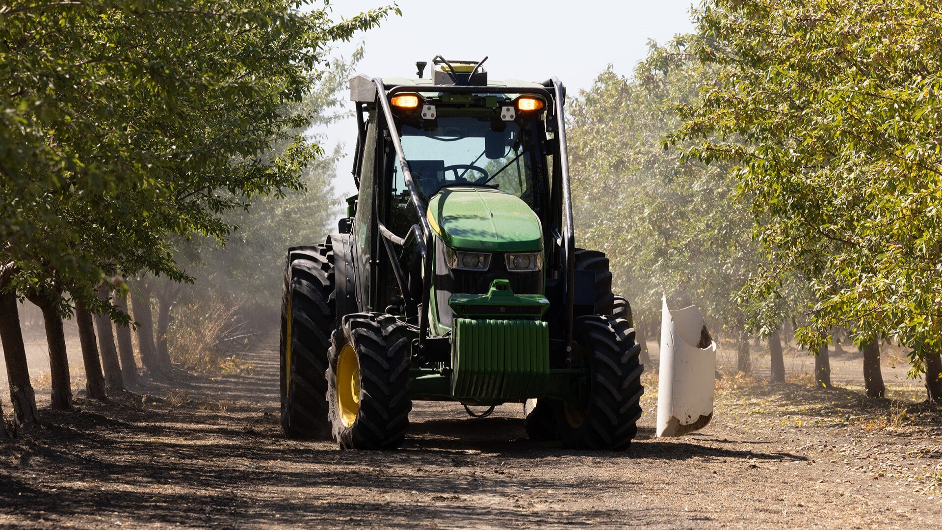 5ML_autonomous_tractor_01