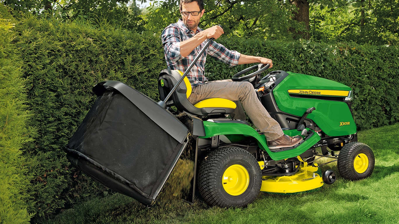 Riding Lawnmower x350r, Emptying the collection box